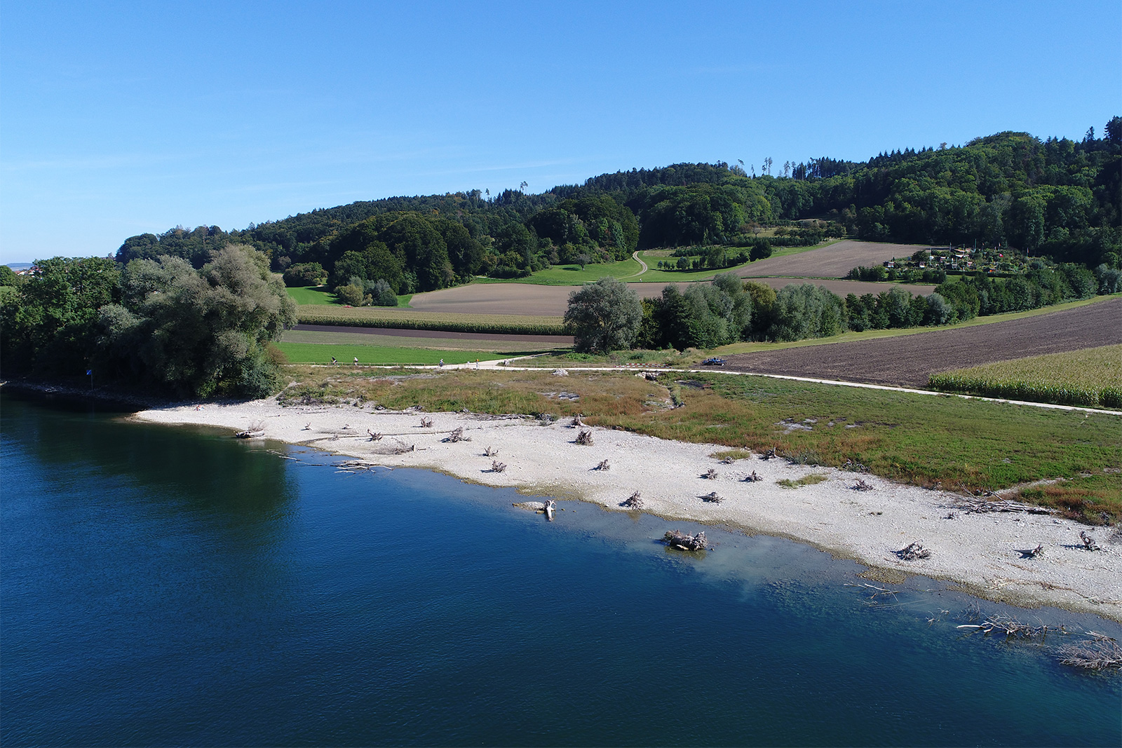 Renaturation des rives du canal de Nidau-Büren, à Spärs, Port