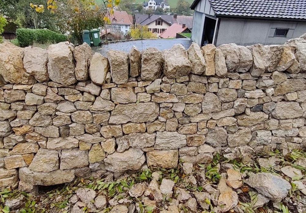 Trockenmauer