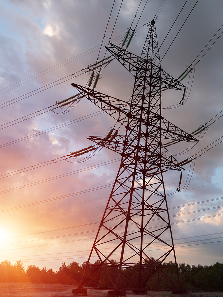 Stromversorgungsmast Hochformat